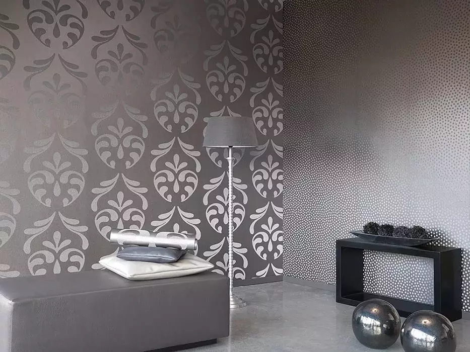 Tapeta v hale (162 fotografií): Krásná tapeta na zdi v obývacím pokoji 2021, přehled o možnosti stylu Provence, vybrat tmavé, šedé a jiné barvy tapet 21224_150