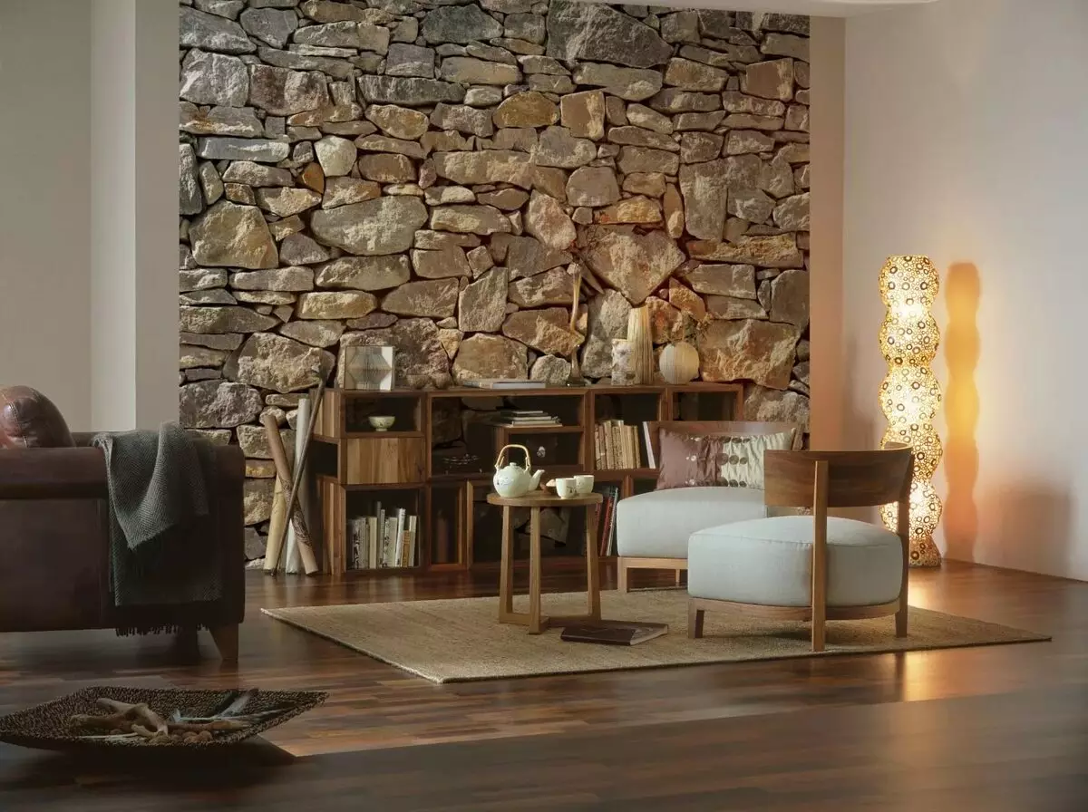 Papel de parede no corredor (162 fotos): Belo papel de parede na parede na sala de estar 2021, visão geral das opções de estilo de Provence, escolha escuras, cinza e outras cores de papel de parede 21224_46