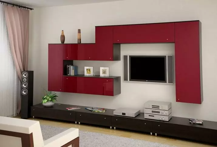 Moderné diapozitívy pre obývaciu izbu (74 fotografií): modulárne a iné posuvné steny v miestnosti v modernom štýle. Módne nezvyčajné novinky 21238_63