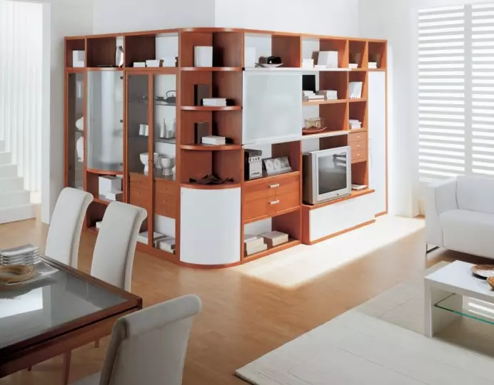 Eckwände im Wohnzimmer (80 Fotos): Wählen Sie die modernen modularen Wände mit einem Kleiderschrank und einer Mini-Mauer im klassischen Stil aus 21241_74