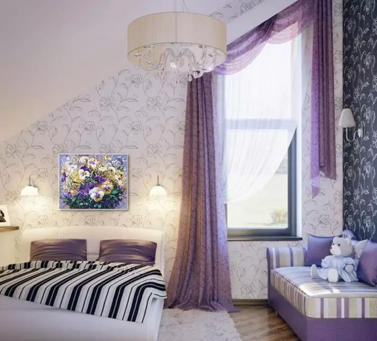 Lilla gardiner i soverommet (38 bilder): lilla og lavendel gardiner med lys av lys farge i soverommet interiør, plomme gardiner 21272_19