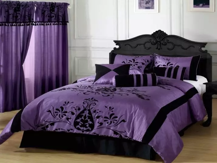 Langsir ungu di pangkeng (38 poto): Wisu sareng Lavender sareng lampu warna tina warna cahaya di tempat tidur 21272_36