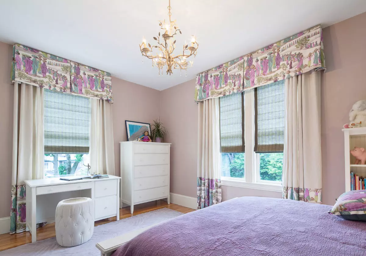 Lambreks为卧室（55张照片）：来自Tulle的新设计窗帘，带有Bandanda的特点，选择窗户美丽和时尚的窗帘 21275_7