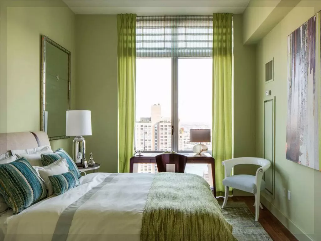 Die Kombination von Vorhängen und Tapeten im Schlafzimmer (46 Fotos): Welche Vorhänge passen zu Rosa und Pfirsich, goldenen und gelben, dunkelbraunen und anderen Tapeten? 21281_5