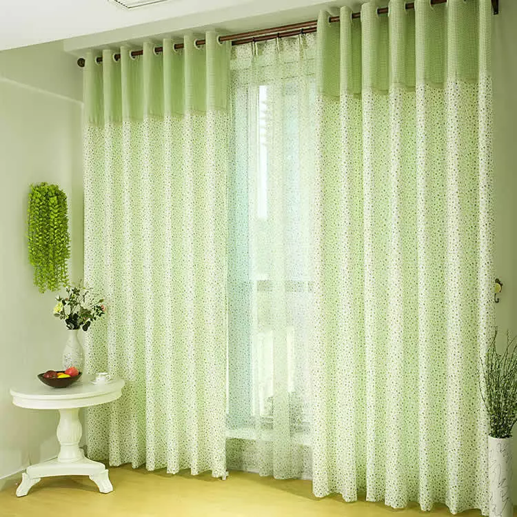 Зелене завесе у спаваћој соби (58 фотографија): Интеријери са ментом и светло зеленим завесама, дизајн са смарагдним завесама и тамнозеленим завесама, другим опцијама 21286_17