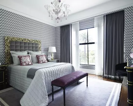 Färggardiner i sovrummet (61 bilder): Hur man väljer en lämplig nyans? Hur man väljer en solig gardiner? De mest lämpliga kombinationerna av toner av gardiner, tapeter och möbler 21293_2