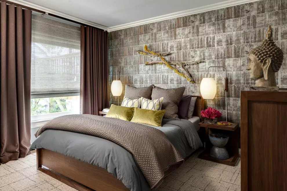Färggardiner i sovrummet (61 bilder): Hur man väljer en lämplig nyans? Hur man väljer en solig gardiner? De mest lämpliga kombinationerna av toner av gardiner, tapeter och möbler 21293_3