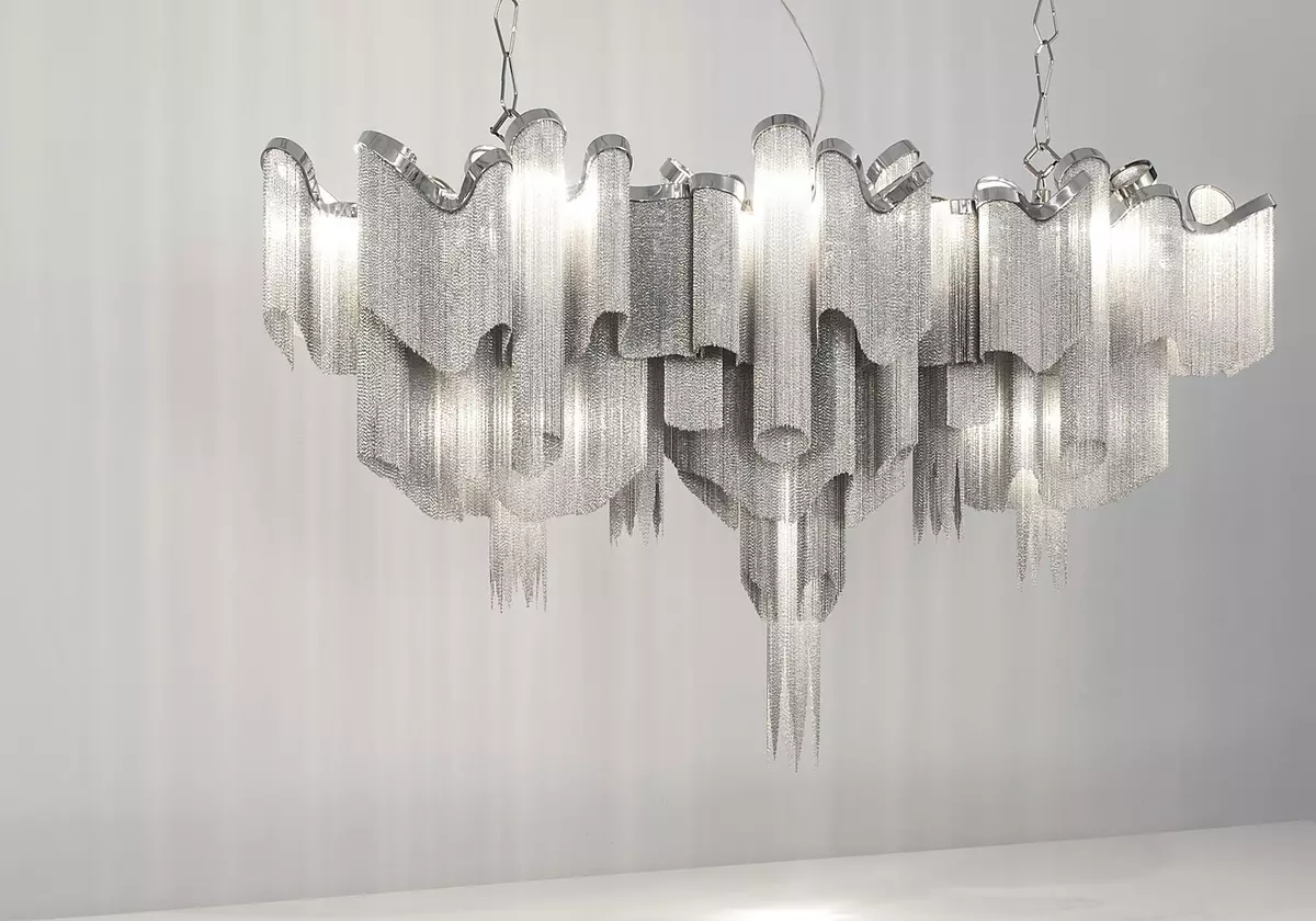 Chandeliers дар хонаи хоб (85 акс): Моделҳои шифт: Моделҳои шифт барои шифт, бо рӯшноӣ дар сабкҳои замонавӣ ва классикӣ, доғҳои зебои услубӣ 21306_32