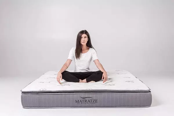 Mattresses with independent springs: their rating. Orthopedic mattresses 160x200 and 90x200, other sizes. Are they better mattresses with a dependent spring block? 21312_12