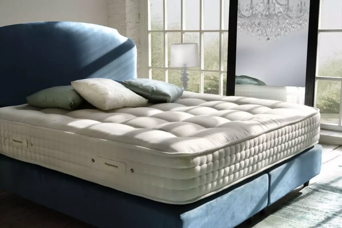 Mattresses with independent springs: their rating. Orthopedic mattresses 160x200 and 90x200, other sizes. Are they better mattresses with a dependent spring block? 21312_2