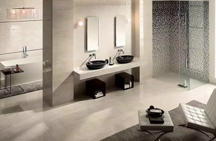 Marmora flīzes vannas istabai (54 fotogrāfijas): keramikas flīzes zem marmora vannas istabas, dizains baltas un zaļās marmora flīzes interjerā, citas iespējas 21357_29