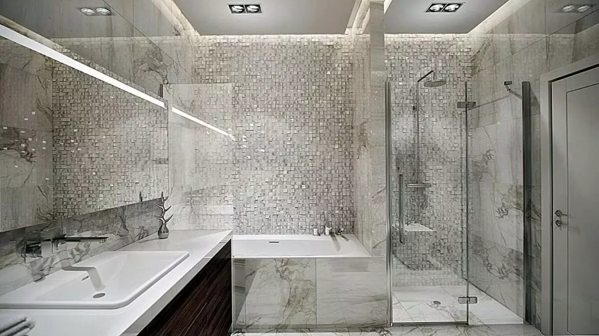 Tile mozaik za kopalnico (125 fotografij): Oblika prostora z mozaičnimi ploščicami na tleh, samolepilne ploščice v notranjosti, keramične in plastične, steklene ploščice in druge možnosti 21358_49