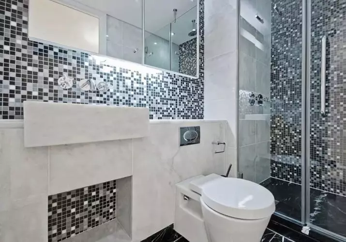 Tile mozaik za kopalnico (125 fotografij): Oblika prostora z mozaičnimi ploščicami na tleh, samolepilne ploščice v notranjosti, keramične in plastične, steklene ploščice in druge možnosti 21358_83