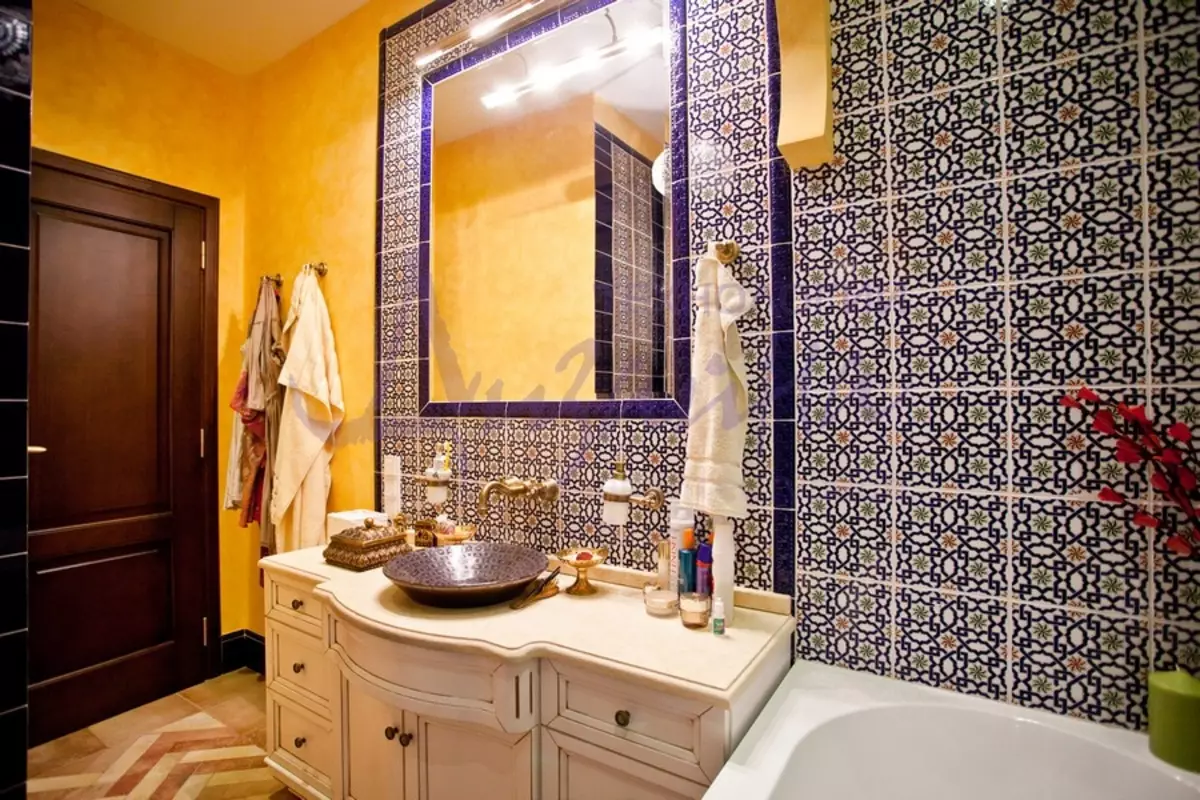 用於浴室的磨砂瓷磚：浴室啞光瓷磚的優缺點，石材下的設計和其他選擇 21360_42