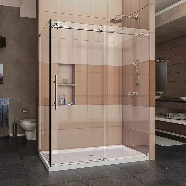 Glass partisjoner for dusjen (60 bilder): typer glass dusj gjerder, fra glassblokker og 90x90 cm, valg av beslag. Baderomsdesign 21370_20
