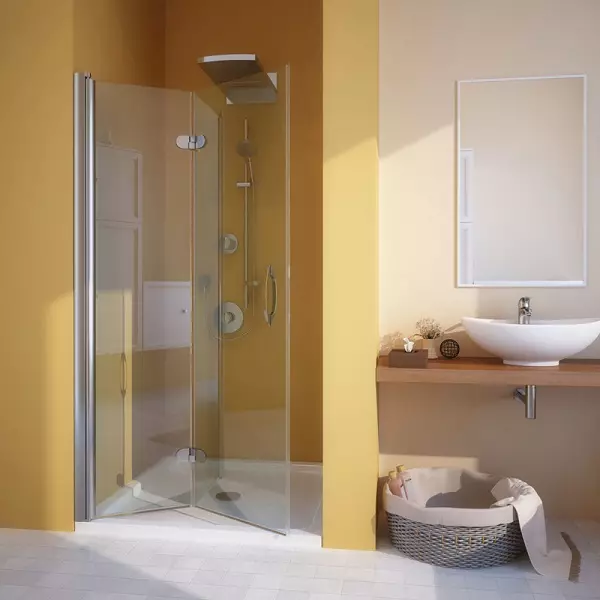 Particións de vidro para a ducha (60 fotos): tipos de valos de ducha de vidro, de bloques de vidro e 90x90 cm, elección de accesorios. Deseño de baño 21370_47