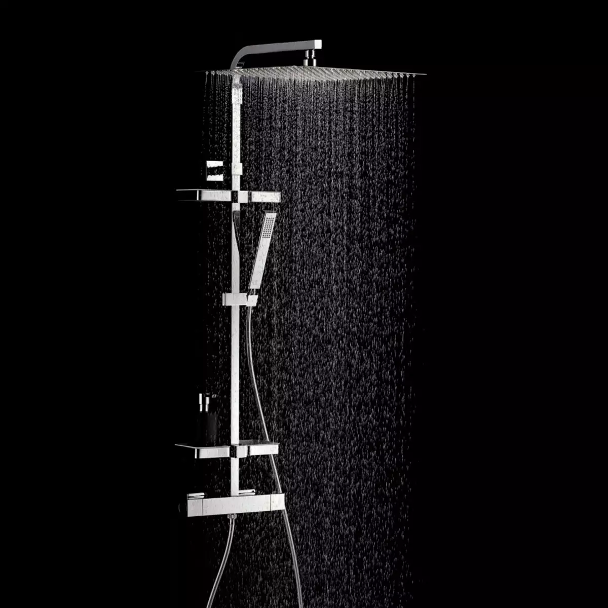 Rengên Shower bi Mixer: Pergalên bi tevlihevî û serşokê jorîn, bi ava vexwarinê û serokên din ên bi rind û rûkalek din re vedihewîne 21379_3