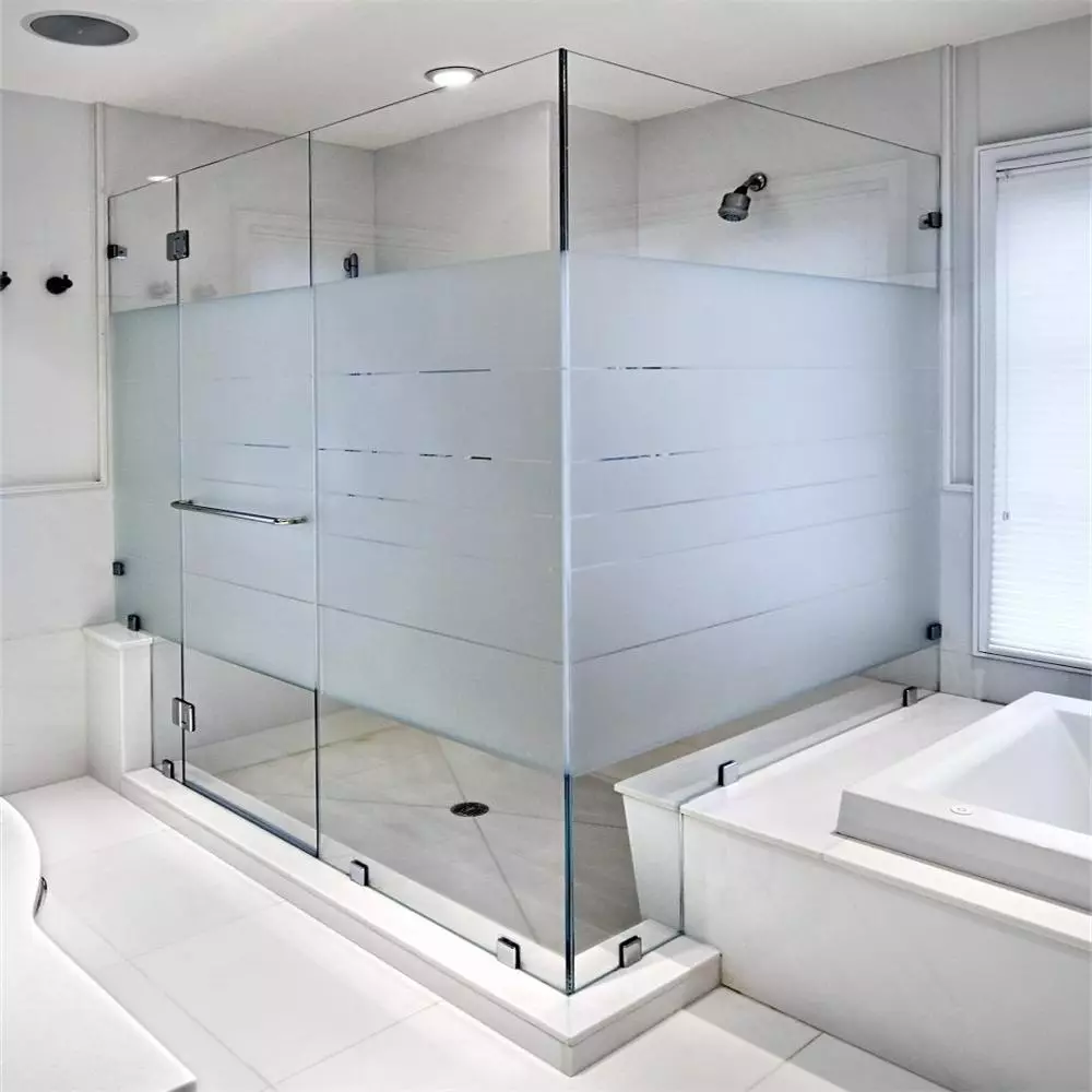 Douche in de badkamer zonder hut (86 foto's): Designopties met douche zonder pallet- en tegelhutten, projecten 21384_65