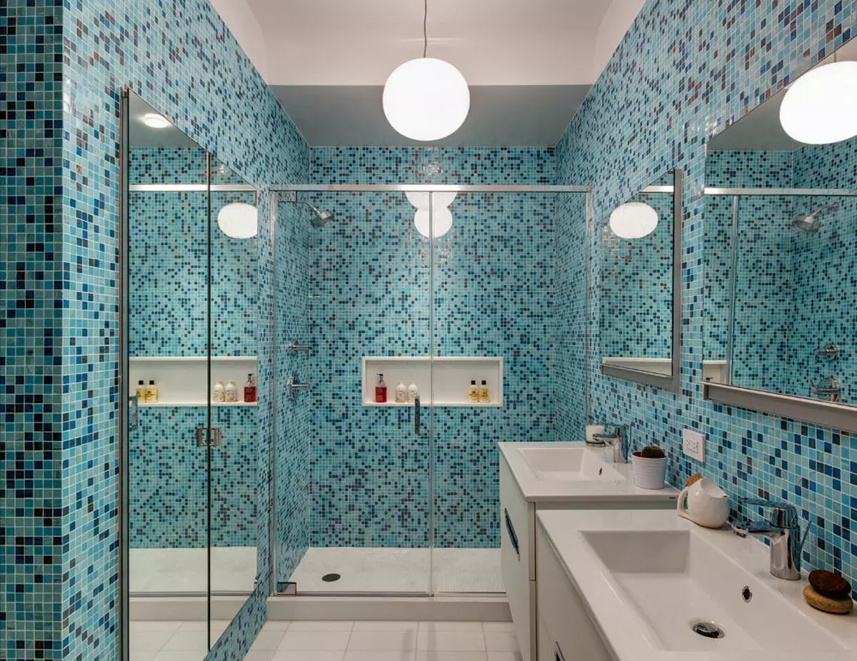 Suihku kylpyhuone ilman mökkiä (86 valokuvaa): Kylpyhuoneen suunnitteluvaihtoehdot suihkulla ilman kuormalavaa ja laattakaapit, projektit 21384_69