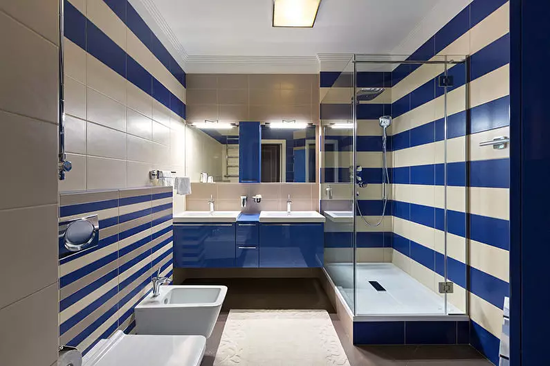 Kamar mandi di rumah pribadi (67 foto): Pilihan desain interior dengan jendela. Bagaimana cara melengkapi? Contoh yang menarik 21393_29