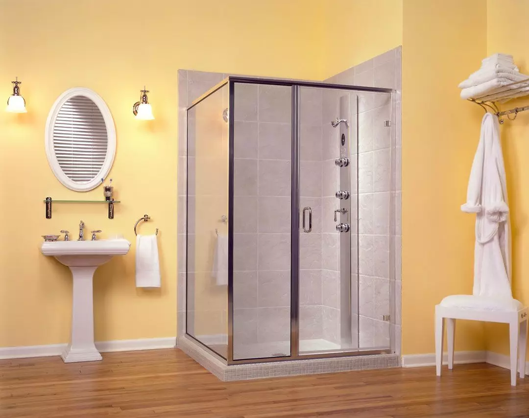 Türen in der Dusche: Klappwinkel, Türen 110-120 cm und 130-170 cm, andere Abmessungen. Modelle aus Deutschland und Italien, aus Polycarbonat und Türcoupé 21396_2