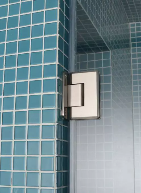 Drzwi pod prysznicem: składane kątowe, drzwi 110-120 cm i 130-170 cm, inne wymiary. Modele z Niemiec i Włoch, z coupe z poliwęglanu i drzwi 21396_7