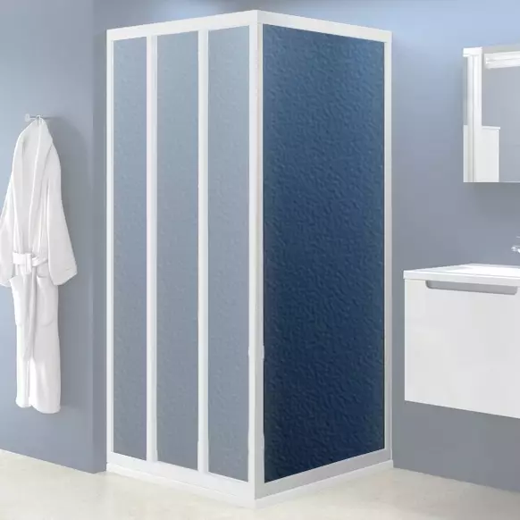 Mandi tanpa mandi di kamar mandi (57 foto): desain dan dekorasi kamar mandi dengan adegan jiwa tanpa kabin di rumah pribadi dan apartemen 21400_33