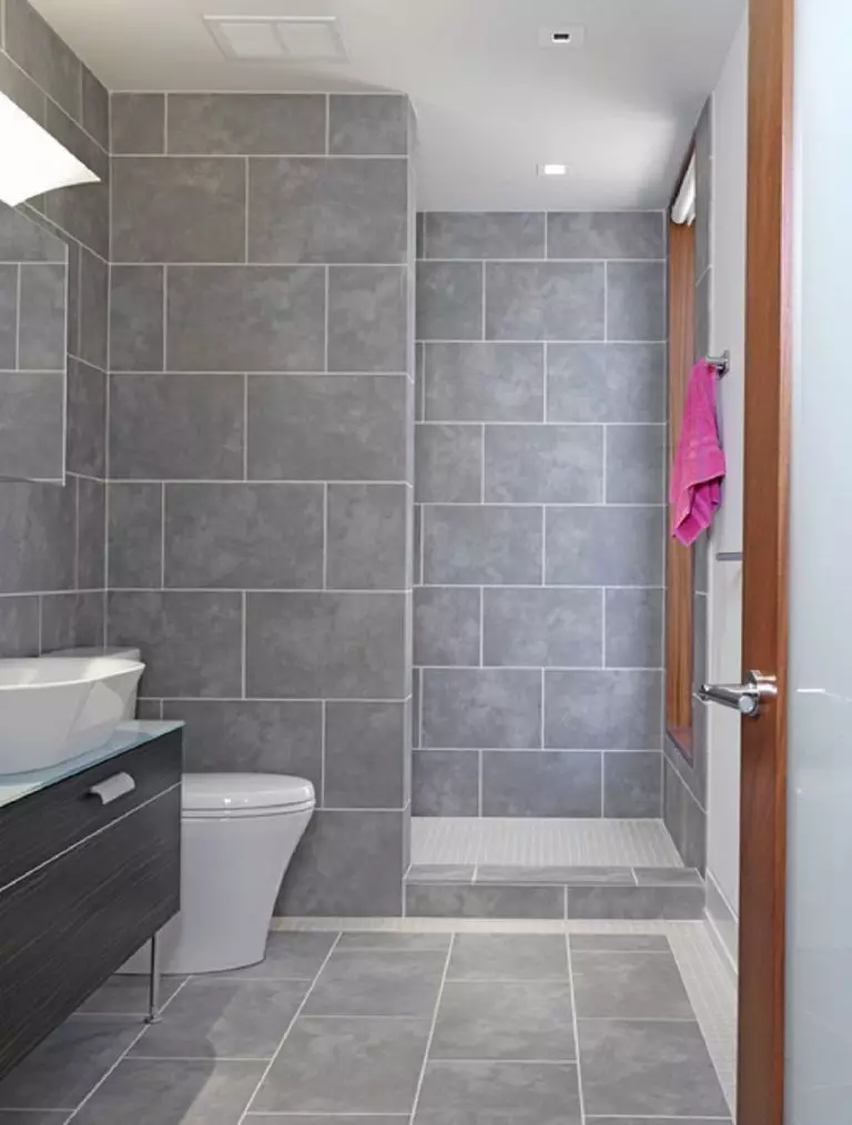 دوش بدون حمام در حمام (57 عکس): طراحی و دکوراسیون حمام با صحنه روح بدون کابین در یک خانه خصوصی و آپارتمان 21400_4
