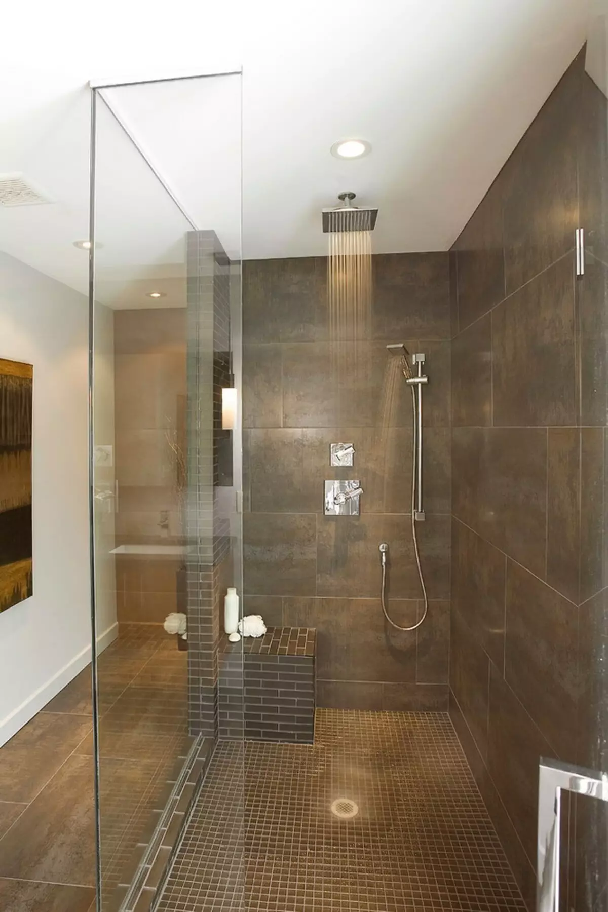Douche sans douche dans la salle de bain (57 photos): Design et décoration de la salle de bain avec scène de soul sans une cabine dans une maison privée et un appartement 21400_44