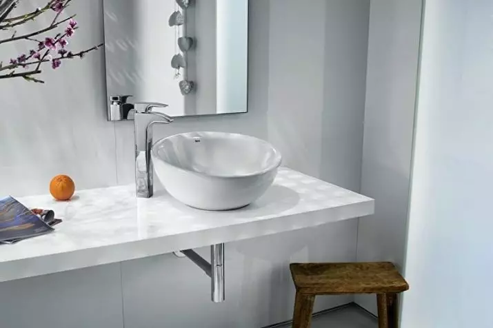 Umývadlo v kúpeľni (113 fotografií): Veľkosti umývadla, model pod stolom, akrylových a keramických, úzkych a štvorcových drezov 21421_106