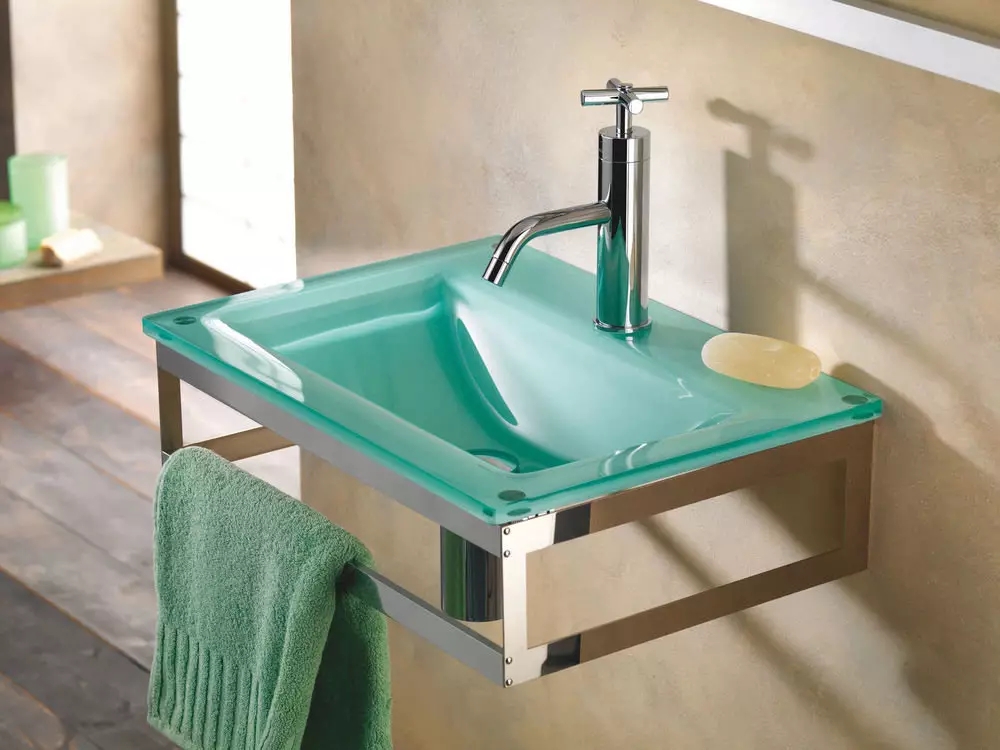 Umývadlo v kúpeľni (113 fotografií): Veľkosti umývadla, model pod stolom, akrylových a keramických, úzkych a štvorcových drezov 21421_49