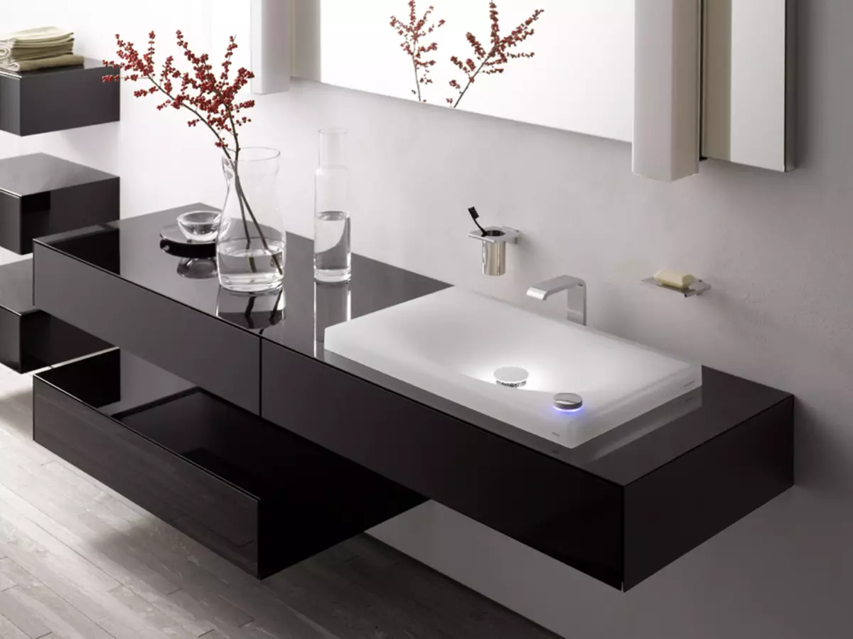 Built-in Sinks di kamar mandi (65 foto): Pilihan cut-in atas dan bawah cangkang di worktop, tinggi 21429_35