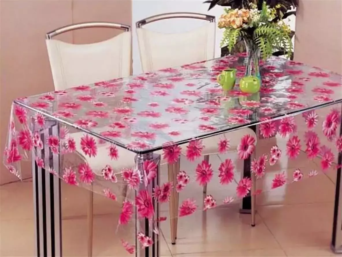 Kitchen Table (49 photos): Transparent silicone kitchen tablecloth, beautiful oilcloth in rolls and other options 21465_10