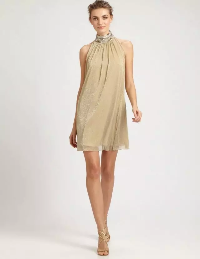 Šventinė trumpalaikė smėlio suknelė trapecija su blizgučiais