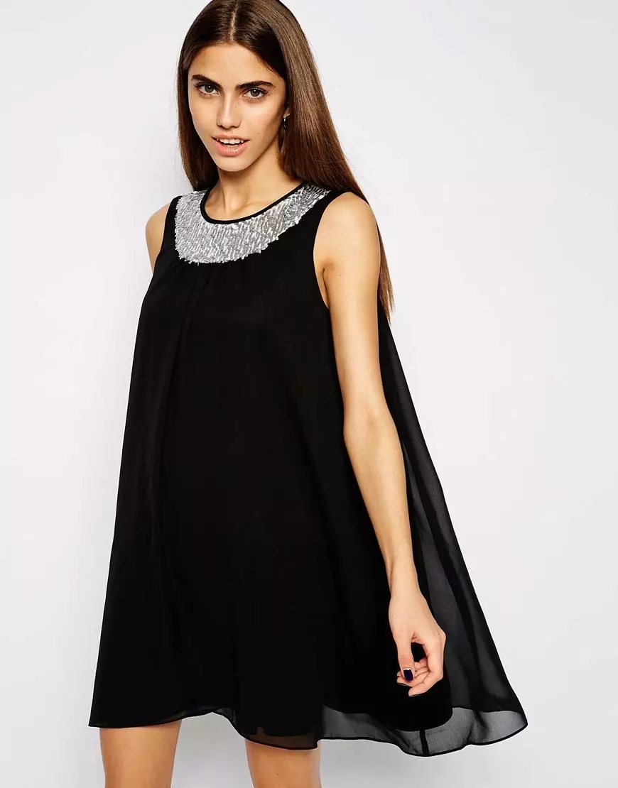 Soirée robe noire trapez