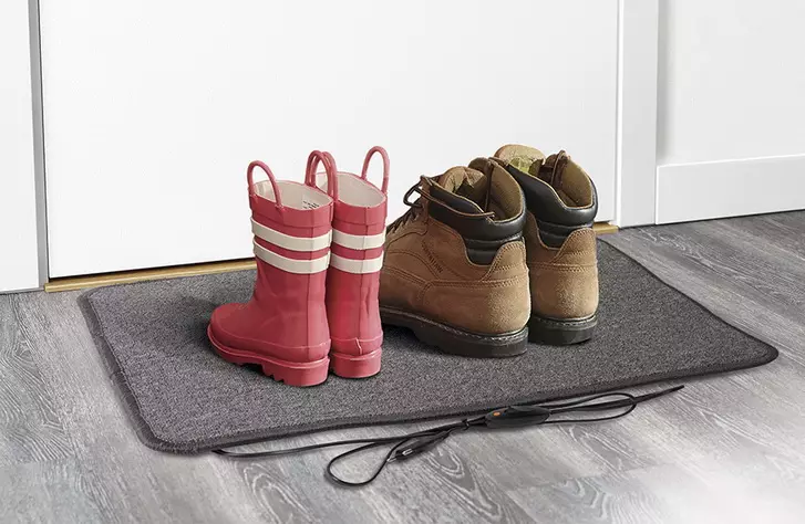 Sähköiset kuivaimet kengille: Kuinka käyttää sähkövoimaa? Kuinka valita ulkoinen metalli tai muu kuivaus? Arvostelut 21503_7