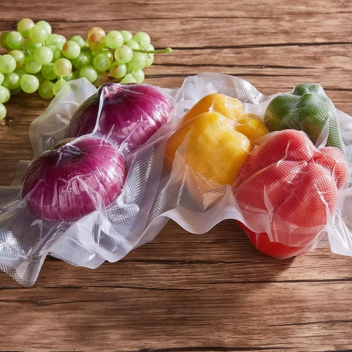 Vacuümverpakking van groenten (27 foto's): bieten en andere gepelde en gesneden, gekookte en verse groenten, houdbaarheid en opslagomstandigheden 21507_3