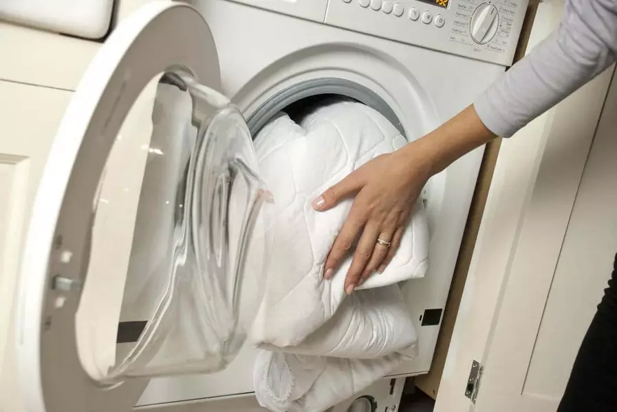 How to wash your cotton blanket? Washing blankets at home in a washing machine and manually 21550_12