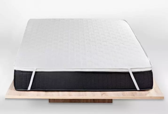 Sinasaklaw ng latex mattress: Mga modelo na gawa sa natural at artipisyal na latex makapal 3 at 6 cm, kutson na sumasaklaw sa 160x200, 180x200 at 140x200, mga review 21576_19