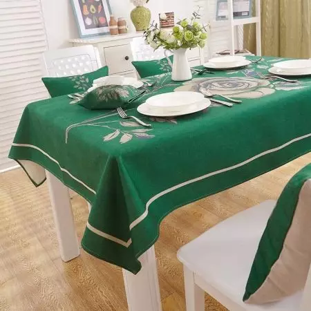 Tabatan héjo: tablecloth acuk héjo dina tabel sareng tebu-héjo, netepkeun. Linen sareng jacquard, bujur sareng tablecloths di pedalaman 21601_25