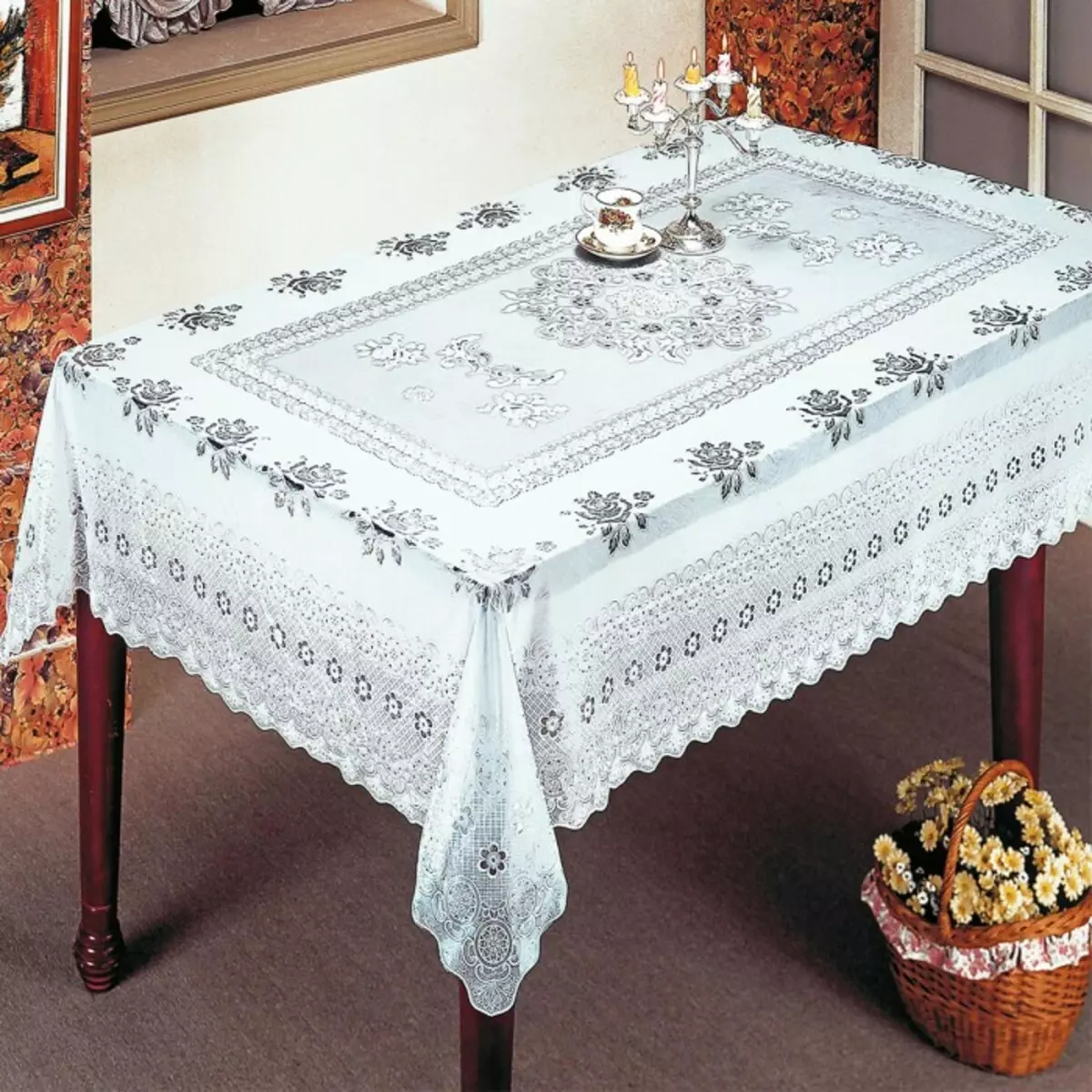 میز پر میڈیا Vinyl میزپوش: گول اور بیضوی. کس طرح باورچی خانے کے لئے tablecloths کے ہموار کرنے کے لئے؟ کھوکھلی اور fliselin اور فلالین بیس، دوسرے پرجاتیوں پر سفید 21612_16