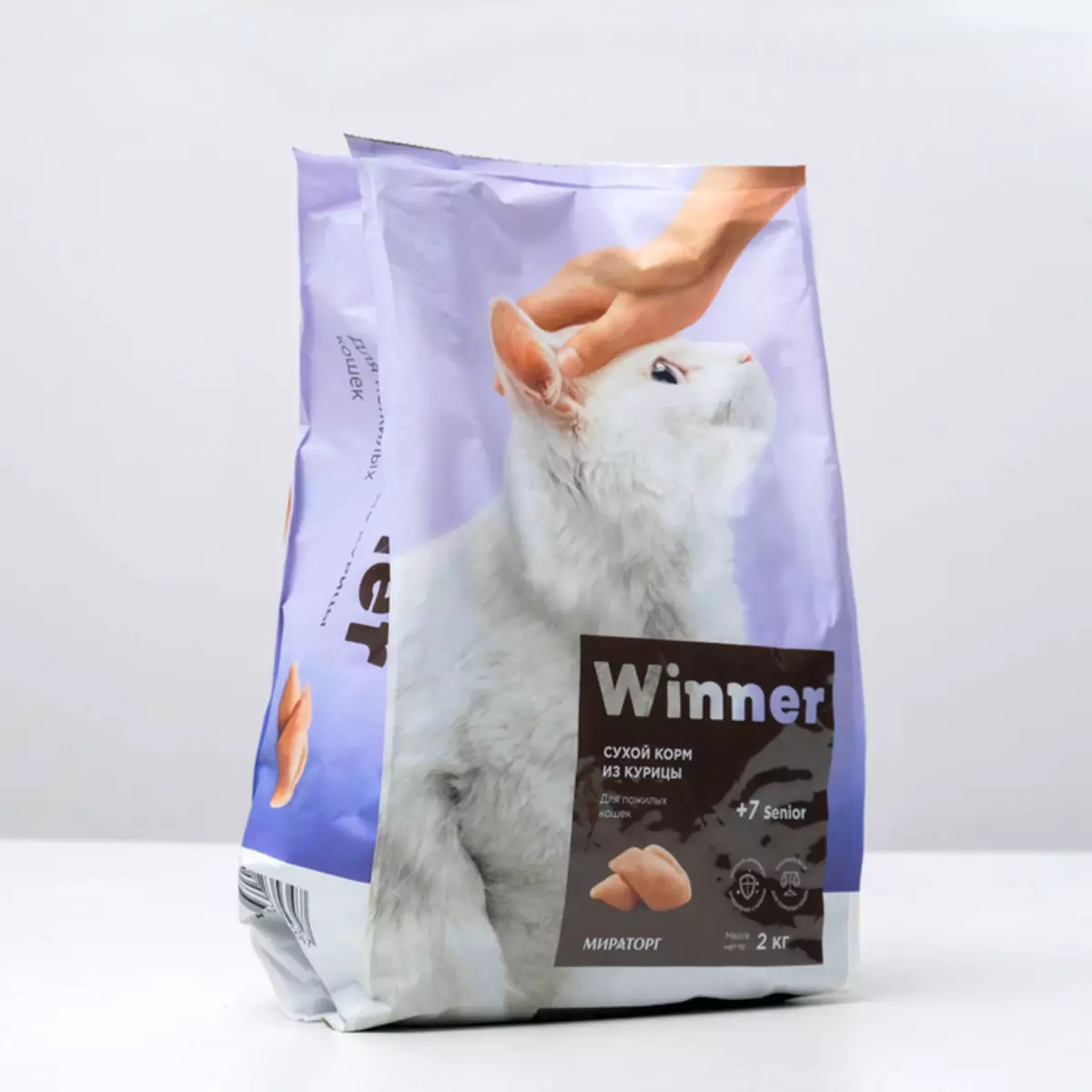 Feed Winner: Dung nạp khô từ Miantorg cho động vật và ướt, thêm thịt và thức ăn khác, thành phần của chúng. Đánh giá đánh giá 21637_27