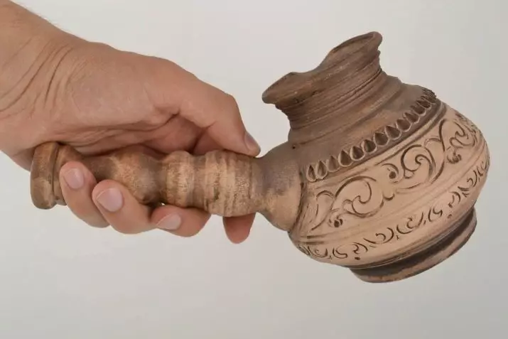 Turk de ceràmica: com utilitzar plats per al cafè de la ceràmica? Comparació d'argila i turcs de coure. És millor fer productes d'argila que la porcellana? 21650_5