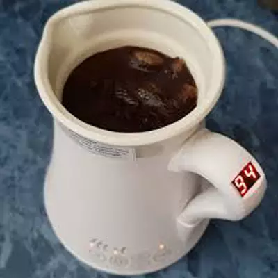 Turks Electric: máquina de café de café con oficina de automóbiles cando está fervendo, modelos Gorenje e sinbo, comentarios 21652_26