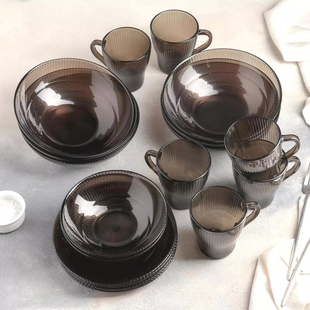 Luminarc készletek: Tea készletek, étkezők 18, 19 és 46 tétel 6 főre, fehér és türkiz, fekete és szürke, egyéb készletek 21691_3