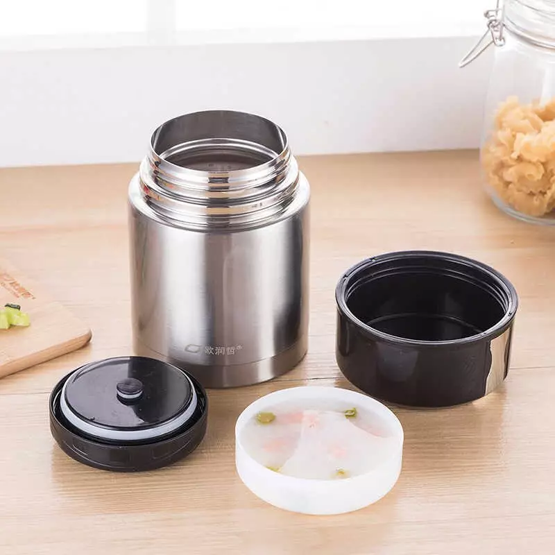 Bình giữ nhiệt cho súp: Thermos súp với cổ họng rộng và cho các món ăn đầu tiên, thứ hạng của các mô hình tốt nhất. Bao nhiêu tôi có thể lưu trữ súp trong một phích nước nóng? 21728_4