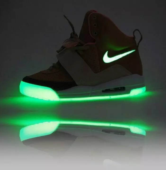 Sneakers Luminous (58 Lluniau): LED a modelau LED, faint o sneakers sydd gyda goleuadau, meintiau ac adolygiadau 2175_49