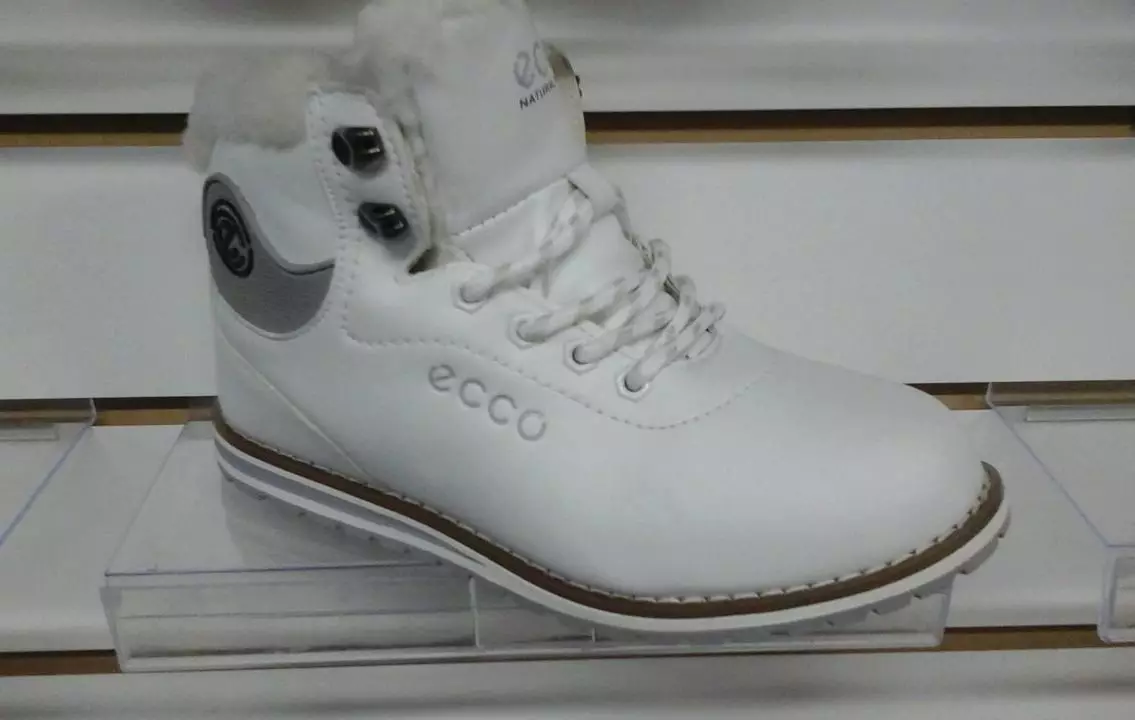 Usum tiris Sneaker (112 poto): nganggo bulu, anget sareng insulated, modél ukuran anu ageung pikeun usum tiis, ti Merrell, bodas 2176_86