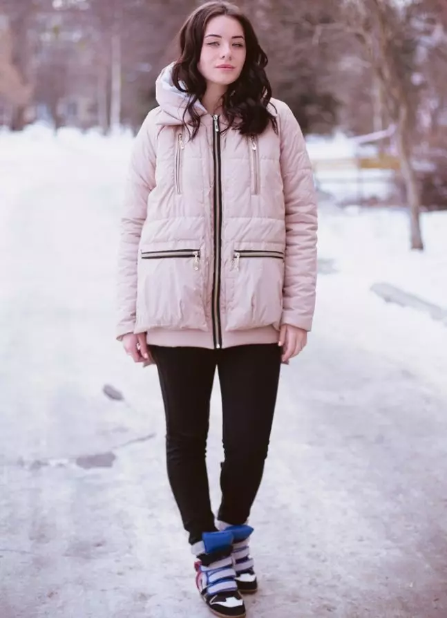 Winter Sneakers (112 fotoj): kun pelto, varma kaj izolita, modeloj de grandaj grandecoj por la vintro, de merrell, blanka kaj alia koloro 2176_89
