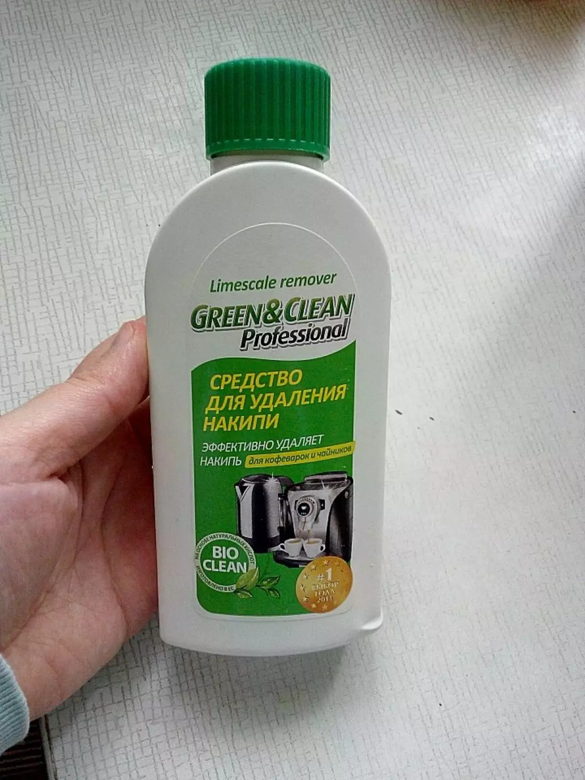 သံကိုစကေးမှသံကိုသန့်ရှင်းရေးလုပ်နည်း။ အိမ်တွင်ဓာတ်ပုံ 27 ခုသည်ရေနွေးငွေ့သံကိုဆေးကြောရန်, citric acid နှင့်ရှလကာရည်နှင့်အတူစက်၏တစ် ဦး တည်းသောသန့်ရှင်းရေးကိုမည်သို့သန့်ရှင်းရေးလုပ်ရမည်နည်း 21832_17